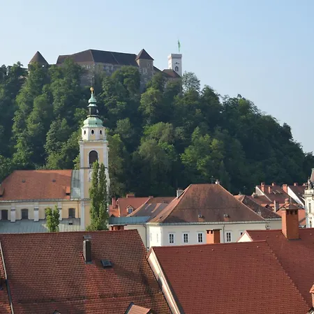 I Design 9 * リュブリャナ